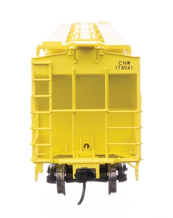 Walthers 910-49033 HO CNW 57' Trinity 4750 3-Bay Covered Hopper RTR #178041