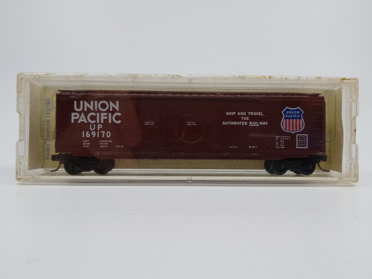 Micro-Trains 03600084 N Union Pacific 50' Standard Boxcar #169170 NIB