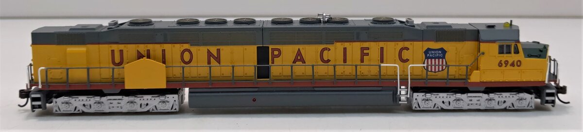 Bachmann 65153 N Union Pacific EMD DD40AX Diesel Locomotive w/DCC Soun –  Trainz