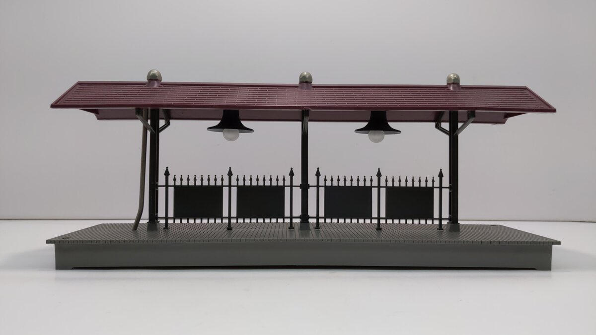 Lionel 6-12748 O/027 Illuminated Station Platform