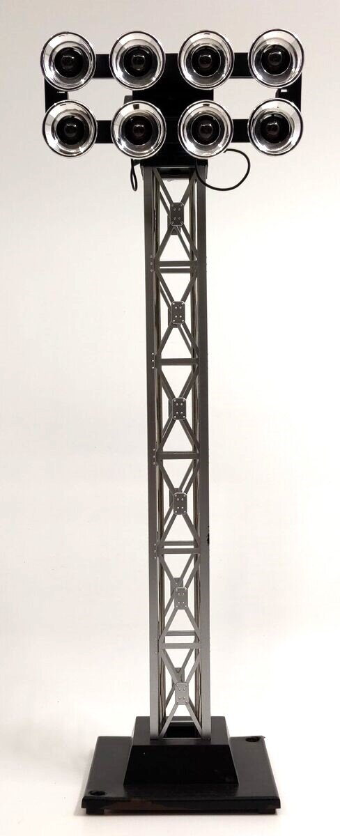 Lionel outlet 14092 O Scale 8 Light Floodlight Tower