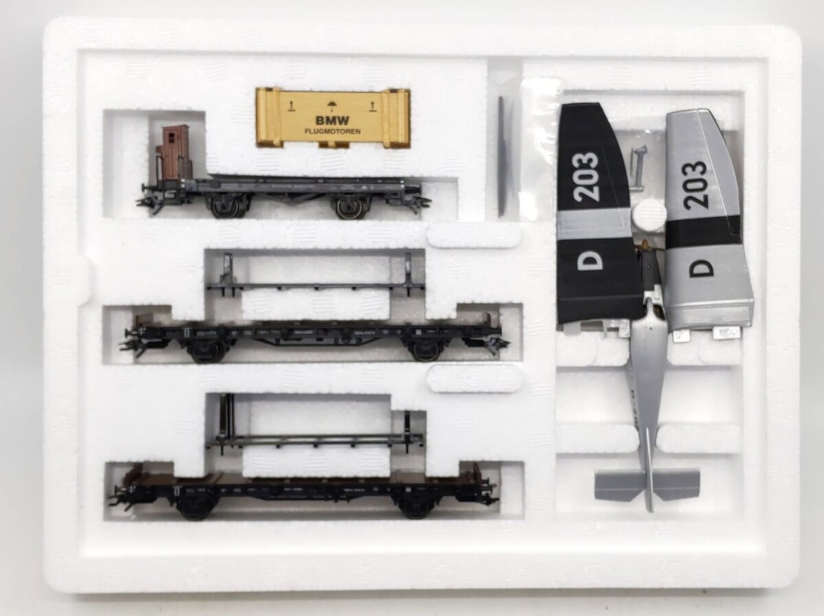 Marklin 45093 HO Scale Airport Transport Car Set