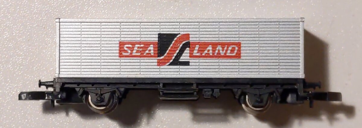 Marklin 8616 Z Scale Sealand Container Car EX