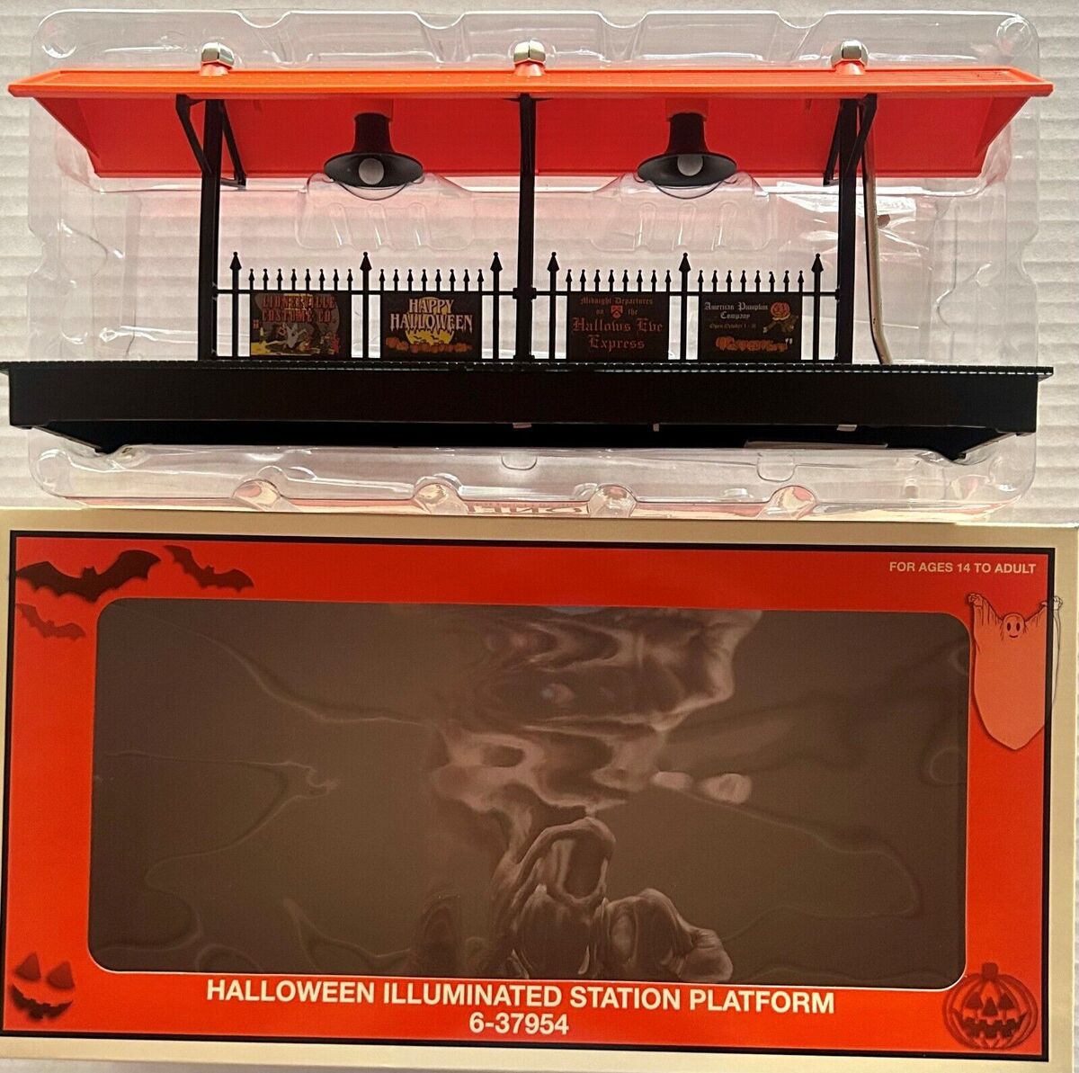 Lionel 6-37954 O Halloween Station Platform