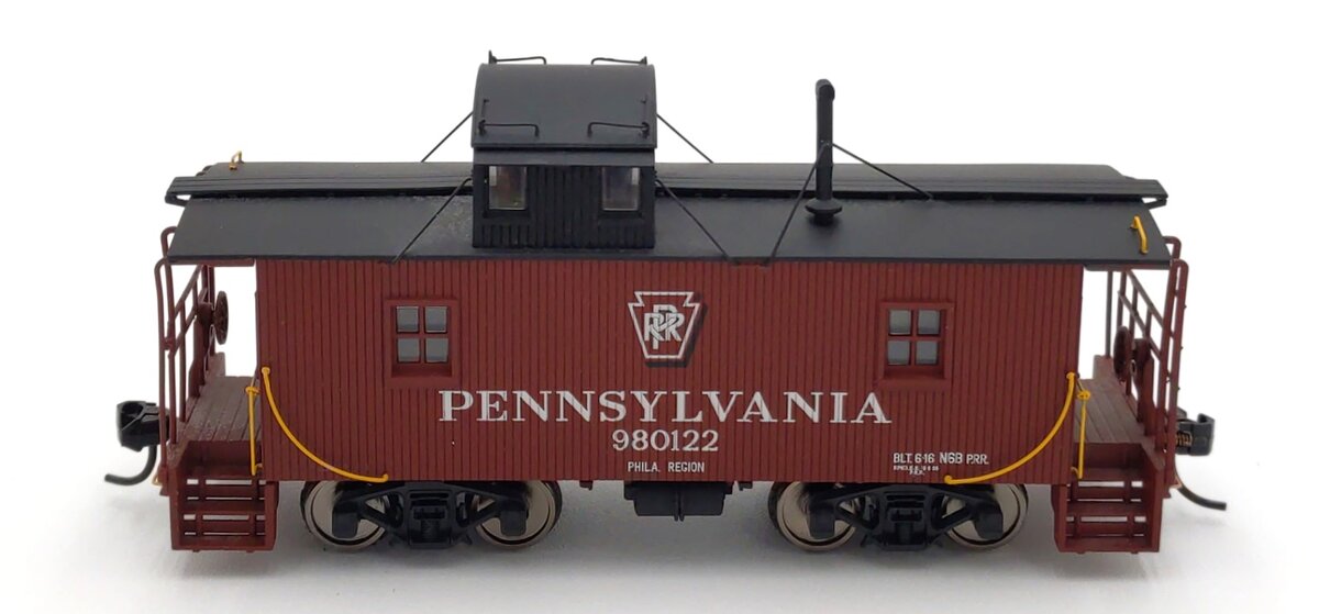 Walthers 932-7642 HO Pennsylvania N6B Wood Caboose #980122