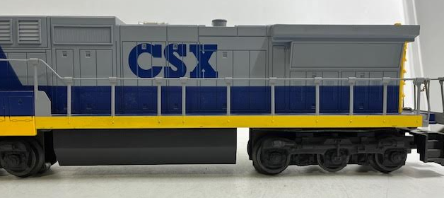 Lionel 6-18215 O Gauge CSX Dash 8 Diesel Engine #7643 VG/Box