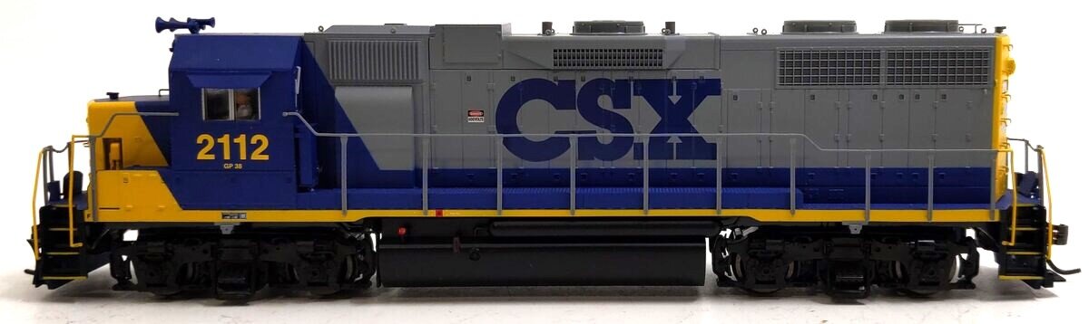 Atlas 8967 HO Scale CSX GP-38 Diesel Locomotive #2112 w/DCC LN/Box