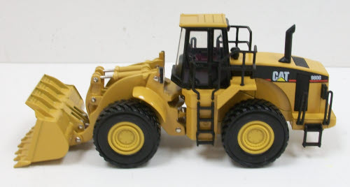 Norscot 1:50 Caterpillar 980G Military store Wheel Loader.