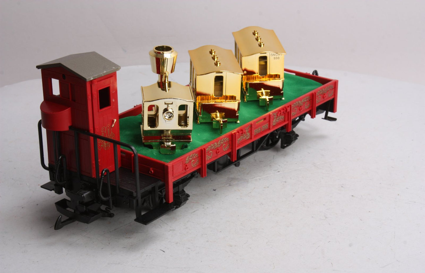 LGB 41124 G Scale 30th Anniversary Flatcar with Gold Train Set