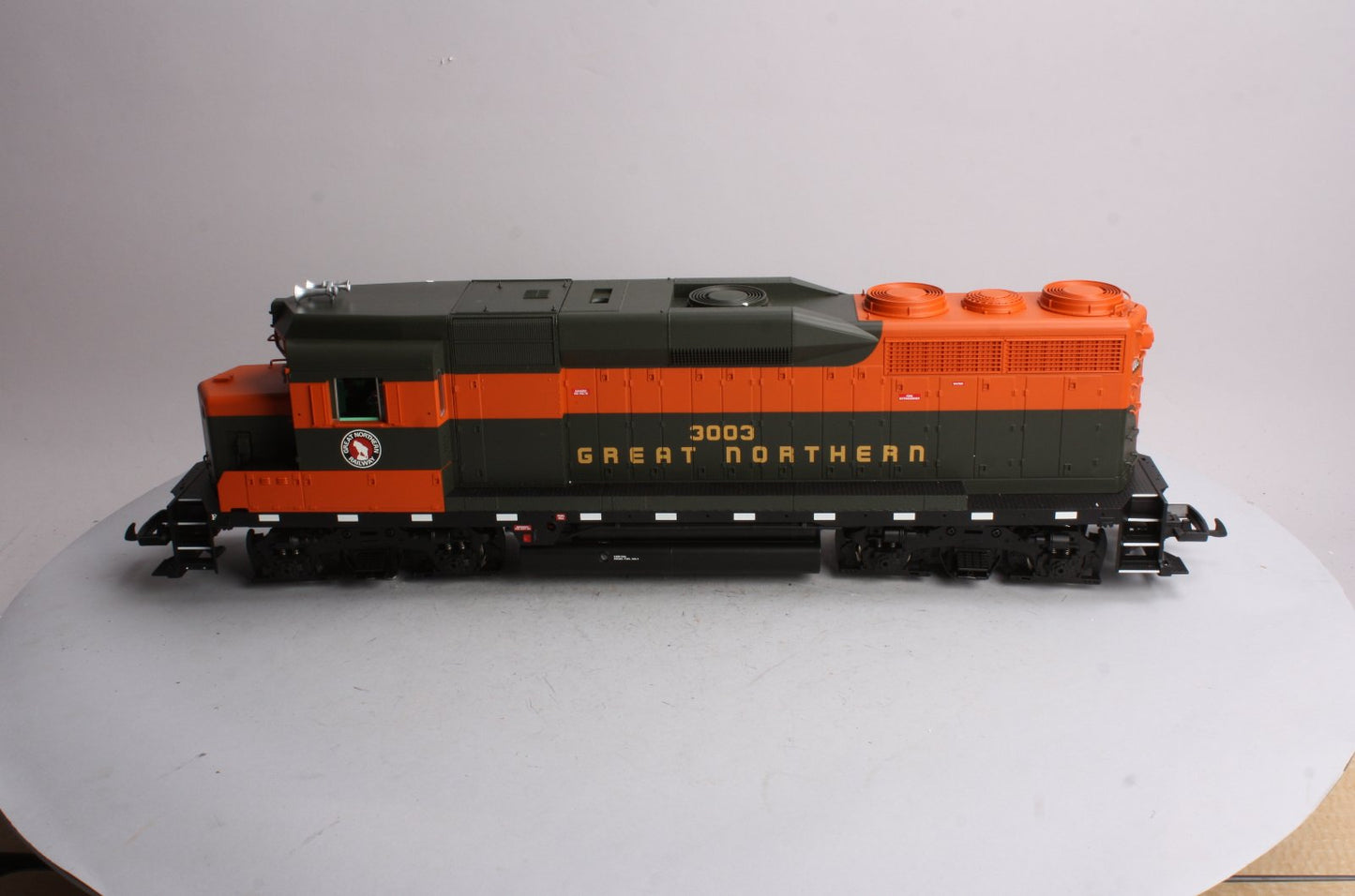 USA Trains 22463 G Great Northern GP30 Powered Diesel Locomotive #3003