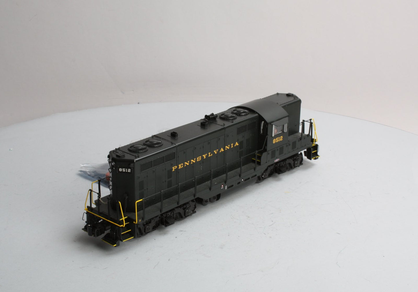 Lionel 6-28573 O Gauge Pennsylvania GP-7 Diesel Locomotive #8512