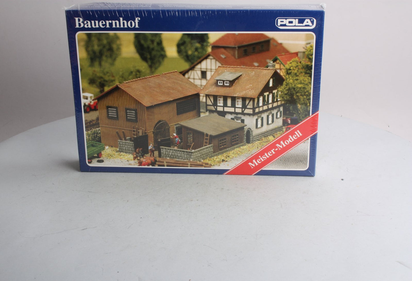 Pola 819 HO Scale Farm House Kit