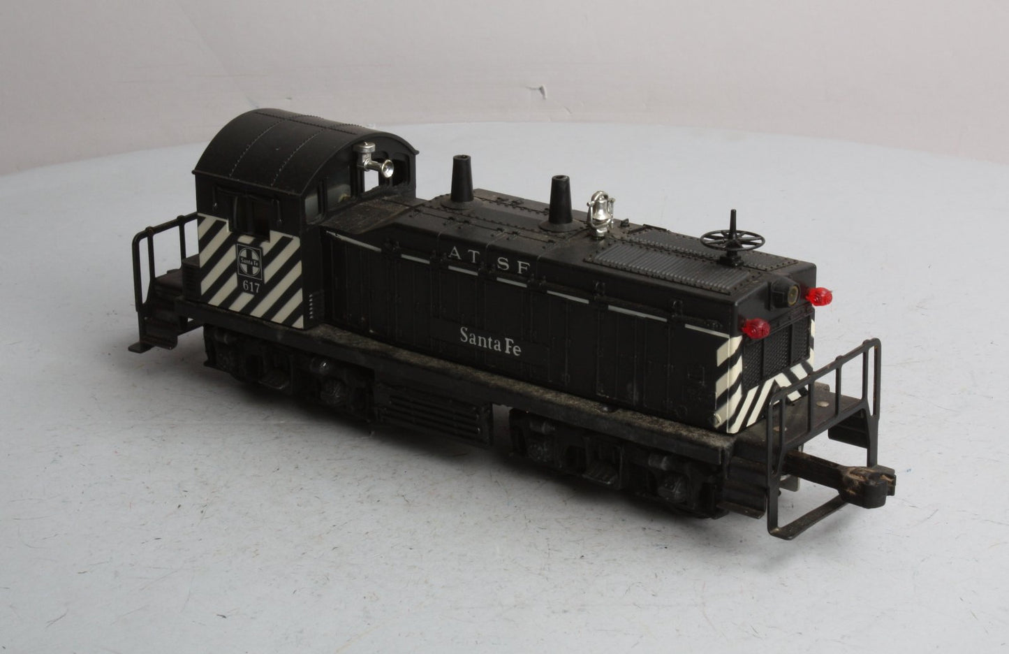 Lionel 617 Vintage O Santa Fe ATSF Diesel Switcher with Zebra Stripes - RARE