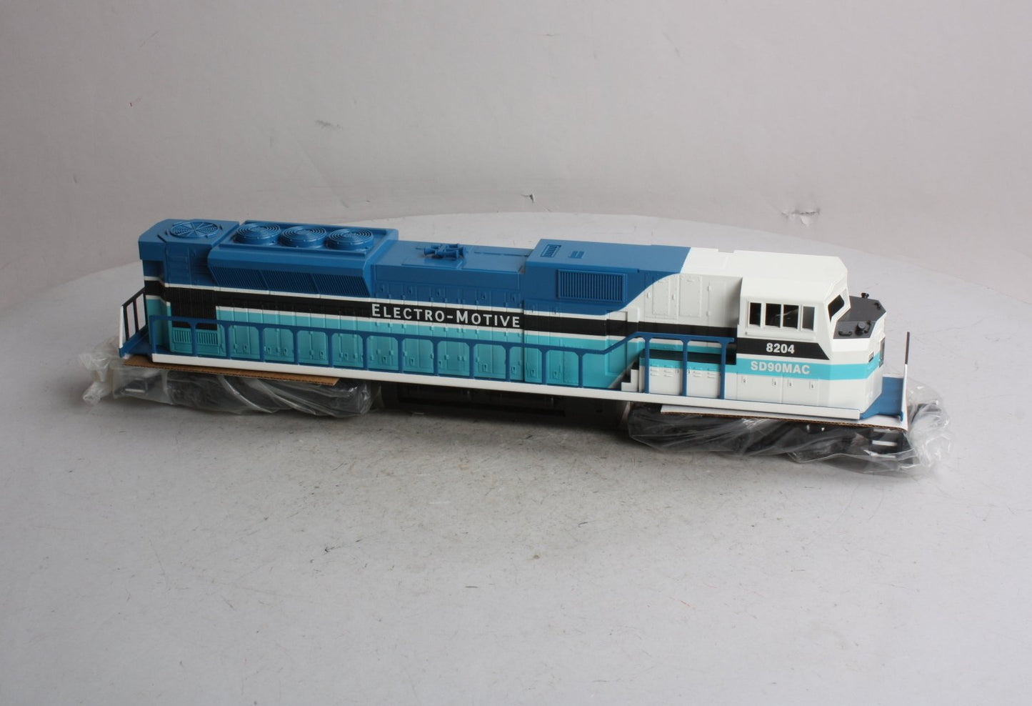 Williams 21803 O Electro-Motive Demonstator SD90 MAC Diesel Locomotive #8204