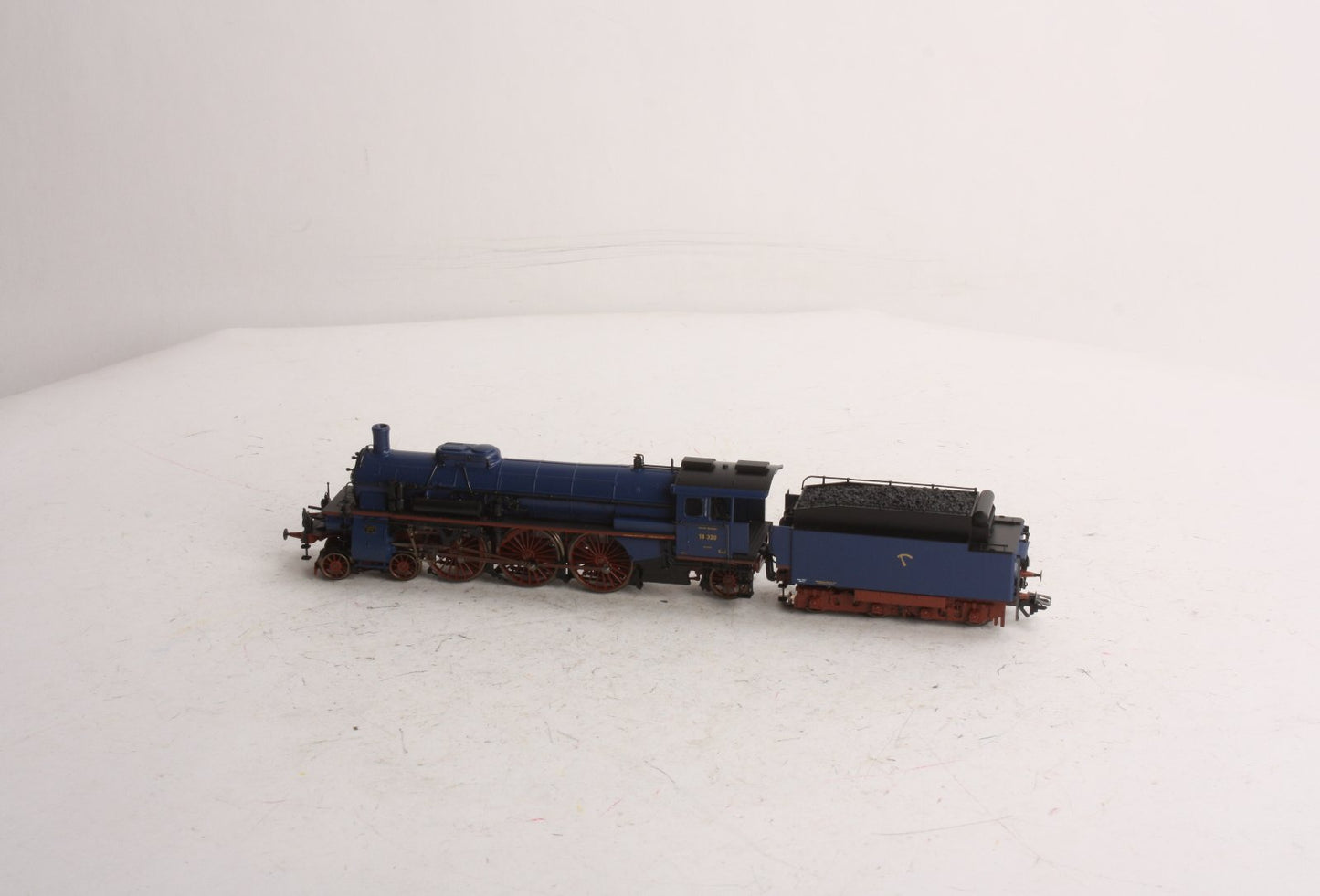 Marklin 39023 HO Scale DR Class 18.3 Steam Locomotive