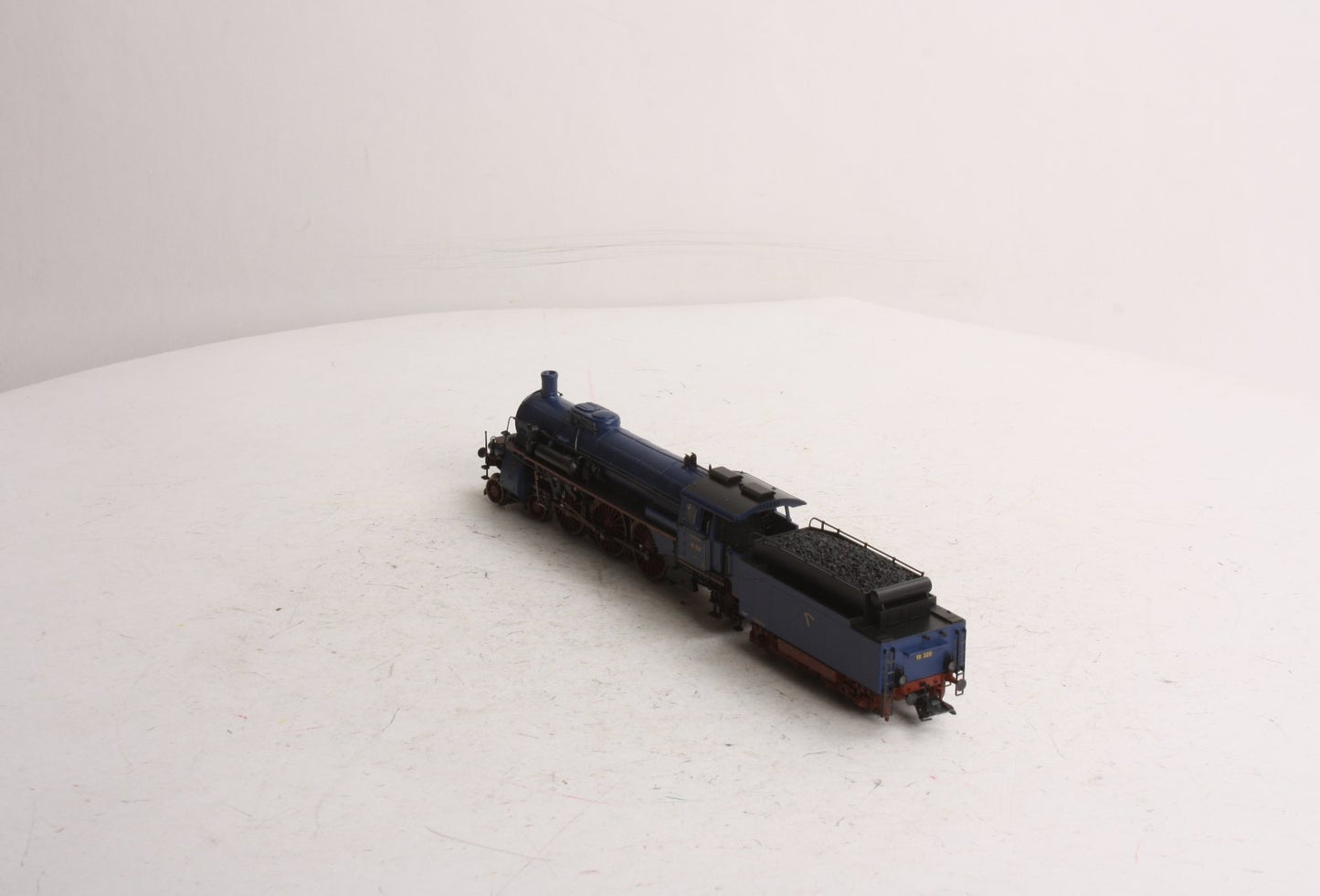 Marklin 39023 HO Scale DR Class 18.3 Steam Locomotive