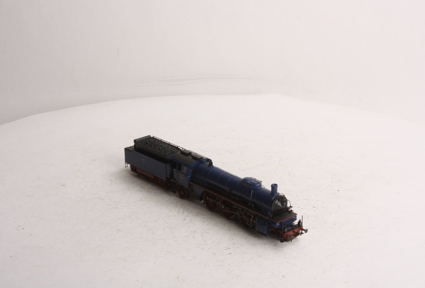 Marklin 39023 HO Scale DR Class 18.3 Steam Locomotive