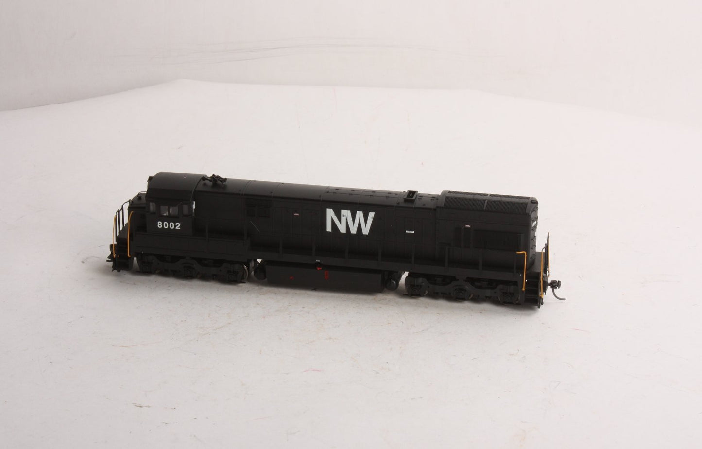 Atlas 7410 HO Norfolk & Western GE U30C Locomotive #8002 W/ Decoder