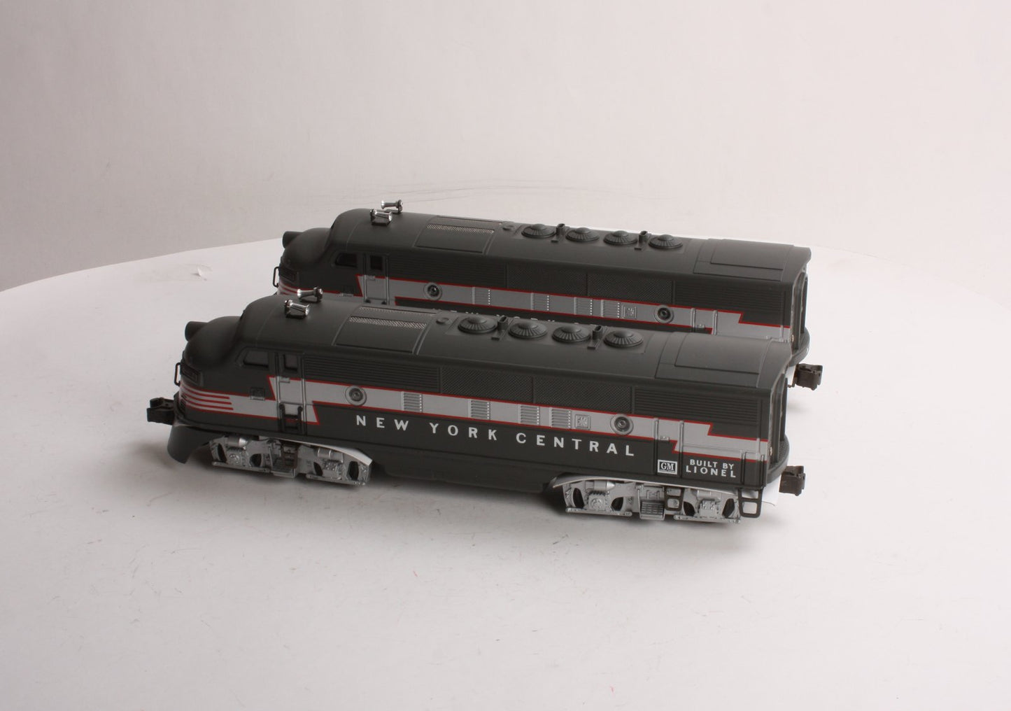 Lionel 6-38368 O Gauge Archive NYC 'Red Lightning' Conventional F3A-A Diesel Set