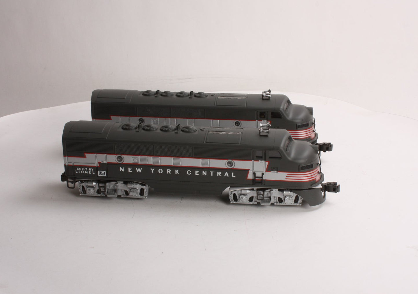 Lionel 6-38368 O Gauge Archive NYC 'Red Lightning' Conventional F3A-A Diesel Set