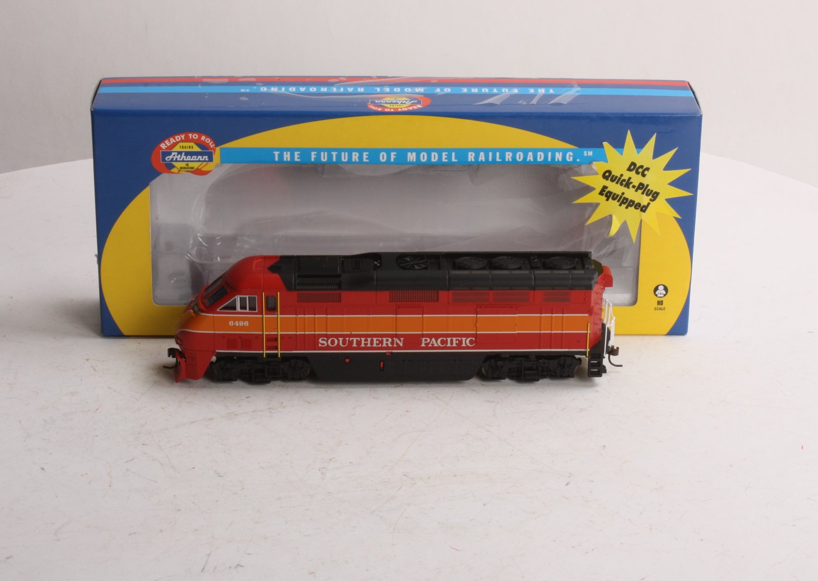 Athearn 26346 HO Southern Pacific Daylight F59PHI Diesel Locomotive ...