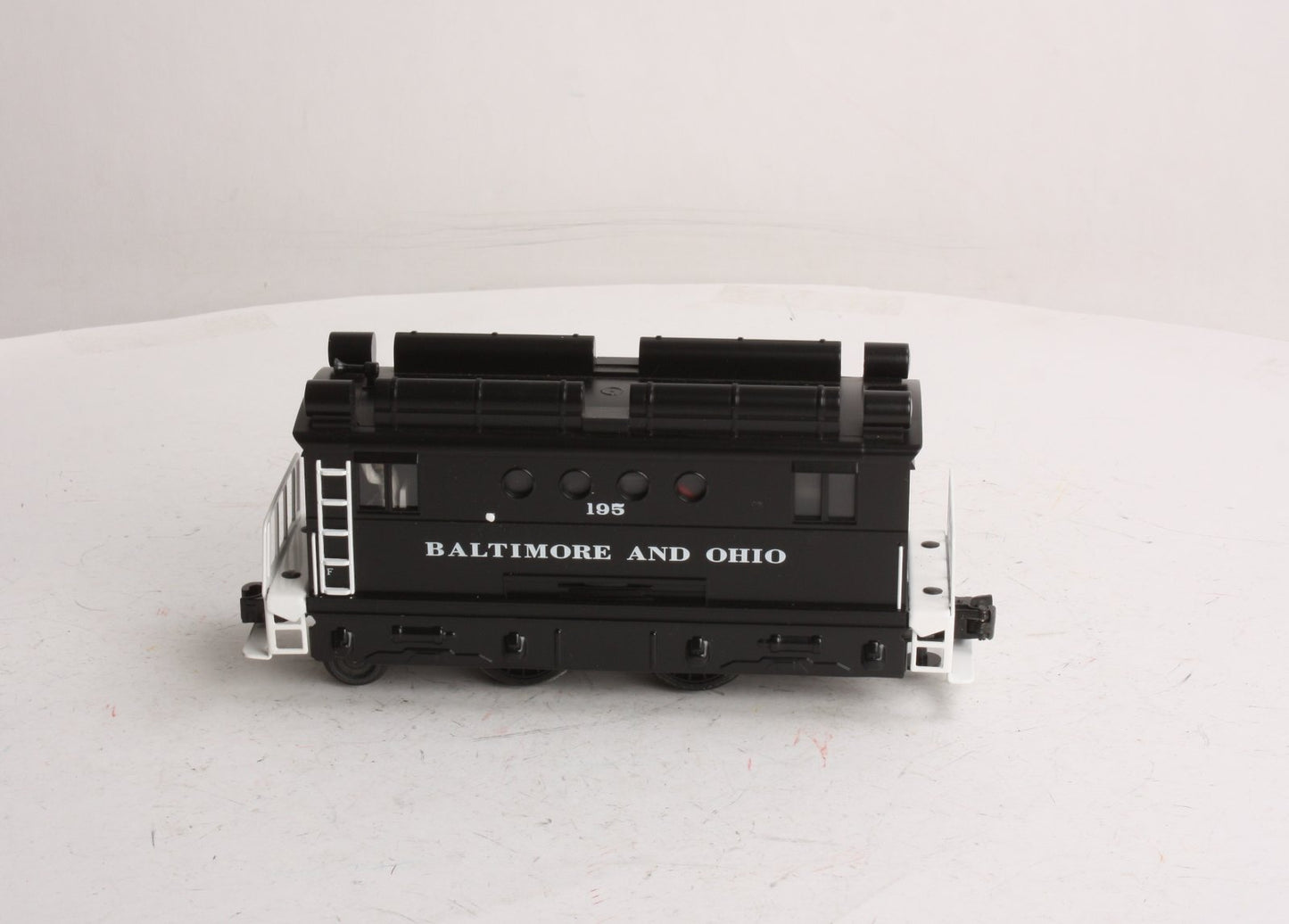 Lionel 6-22639 O Baltimore & Ohio Boxcab Diesel Engine with Horn #195