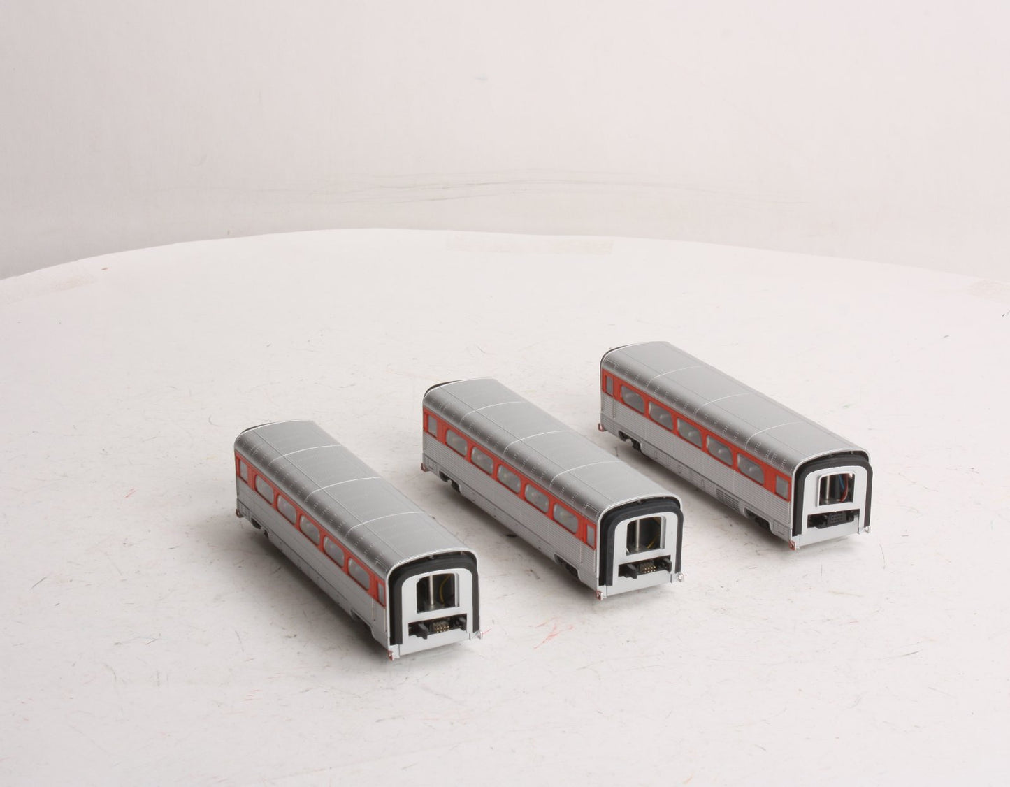 Con-Cor 8751 AeroTrain Coach GM Demonstrator 3-Car Add-On Set