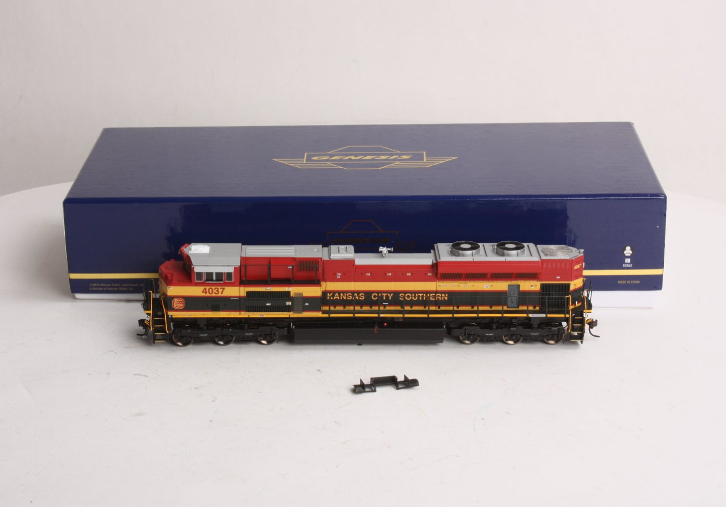 Athearn G68616 HO KCS SD70ACe Diesel Locomotive with DCC & Sound #4037