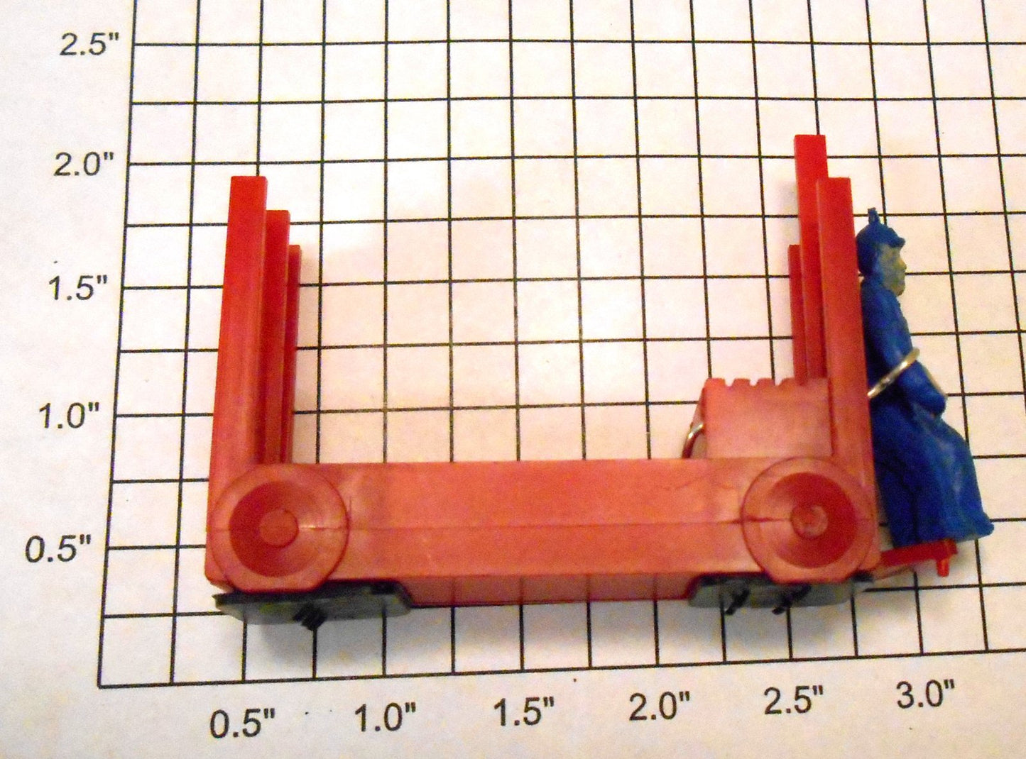 Lionel 356-35 Red Baggage Cart Truck & Figure