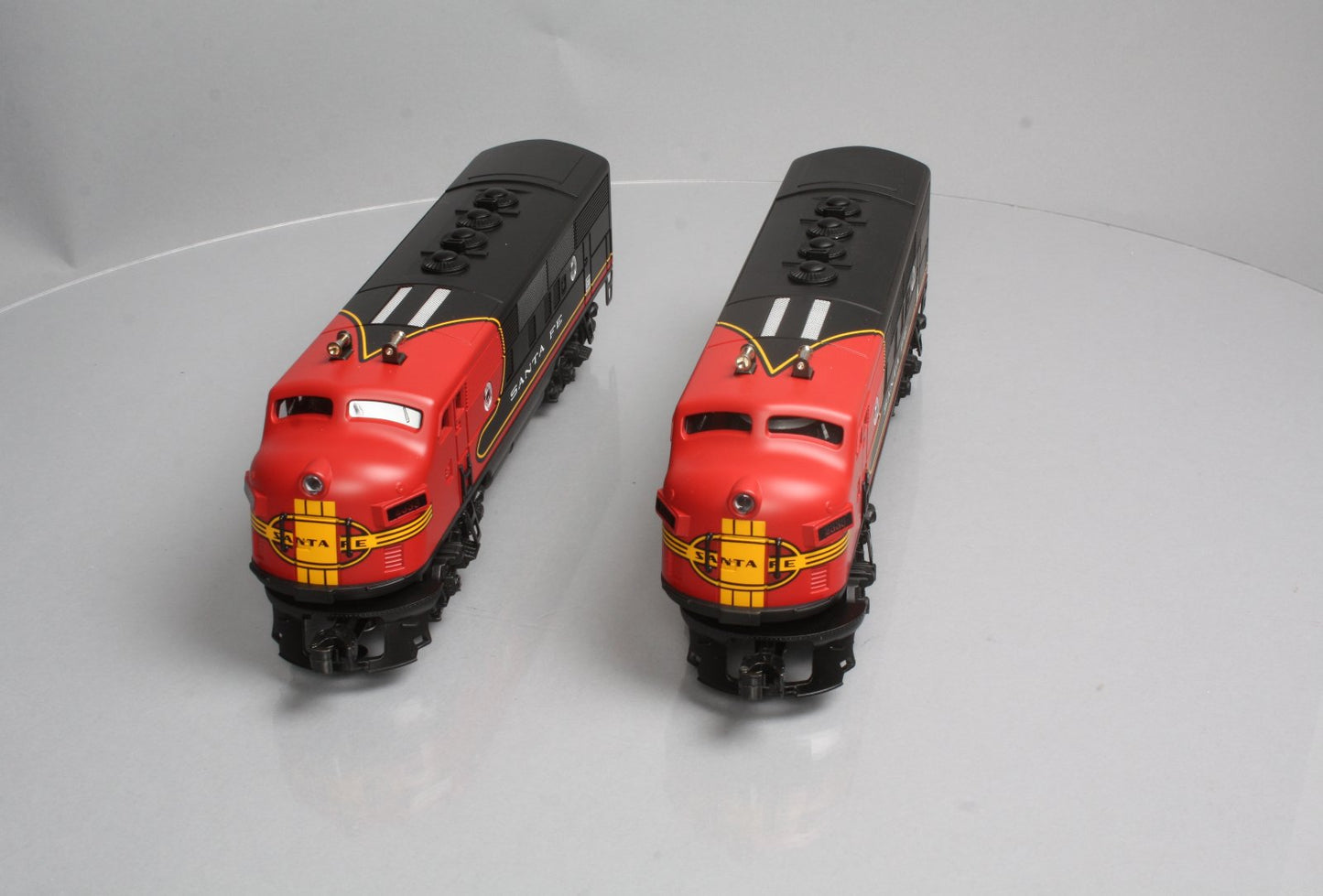 Williams 20196 Santa Fe Red/Black F-3 AA Diesel Locomotive Set