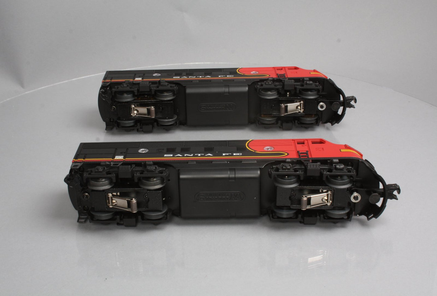 Williams 20196 Santa Fe Red/Black F-3 AA Diesel Locomotive Set