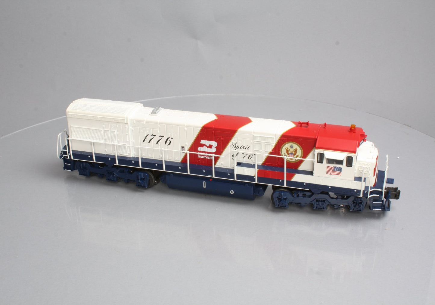 Lionel 6-38418 O Gauge BN Bicentennial U30C Diesel Locomotive #1777