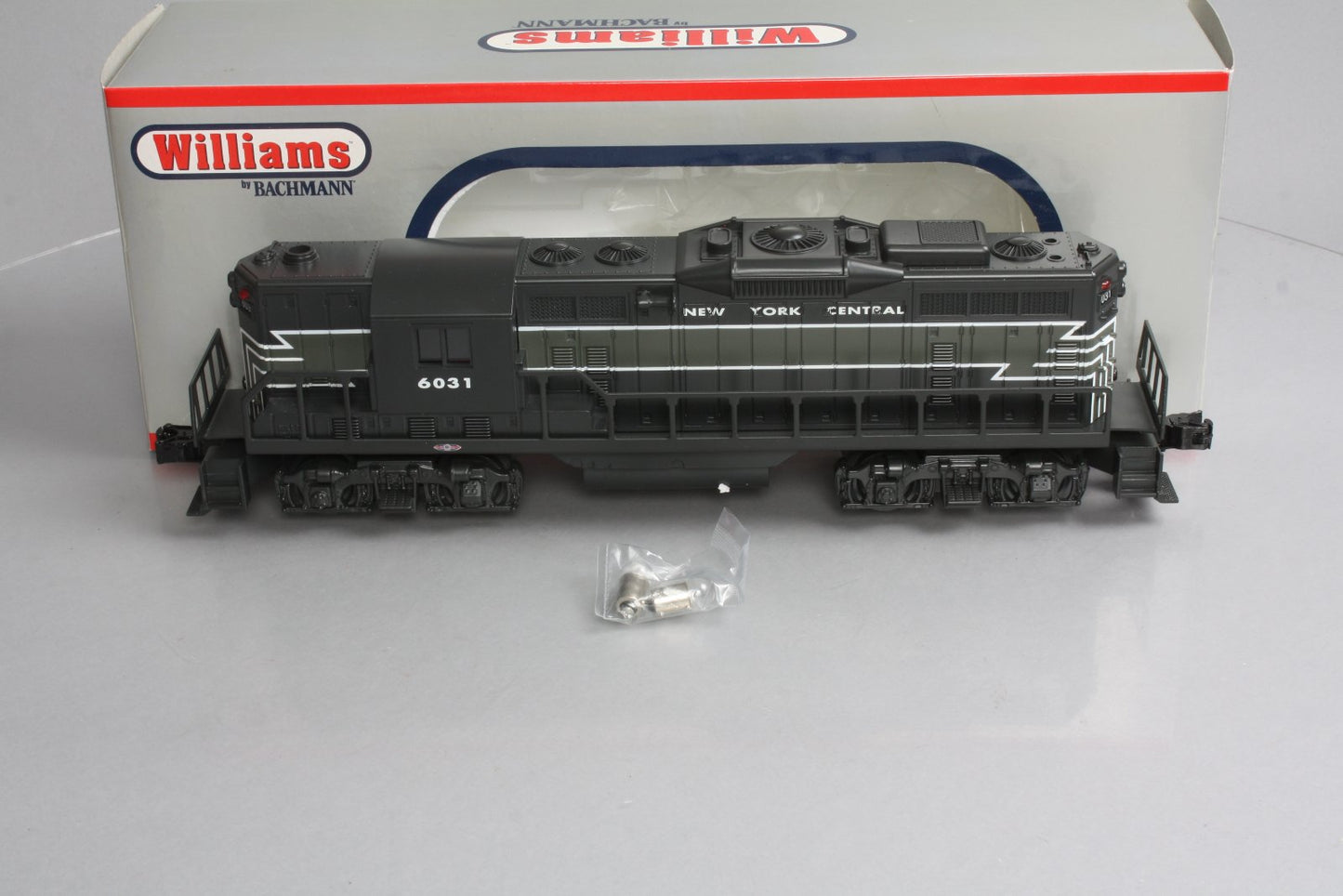 Williams 21513 NYC GP9 Dummy Diesel Locomotive