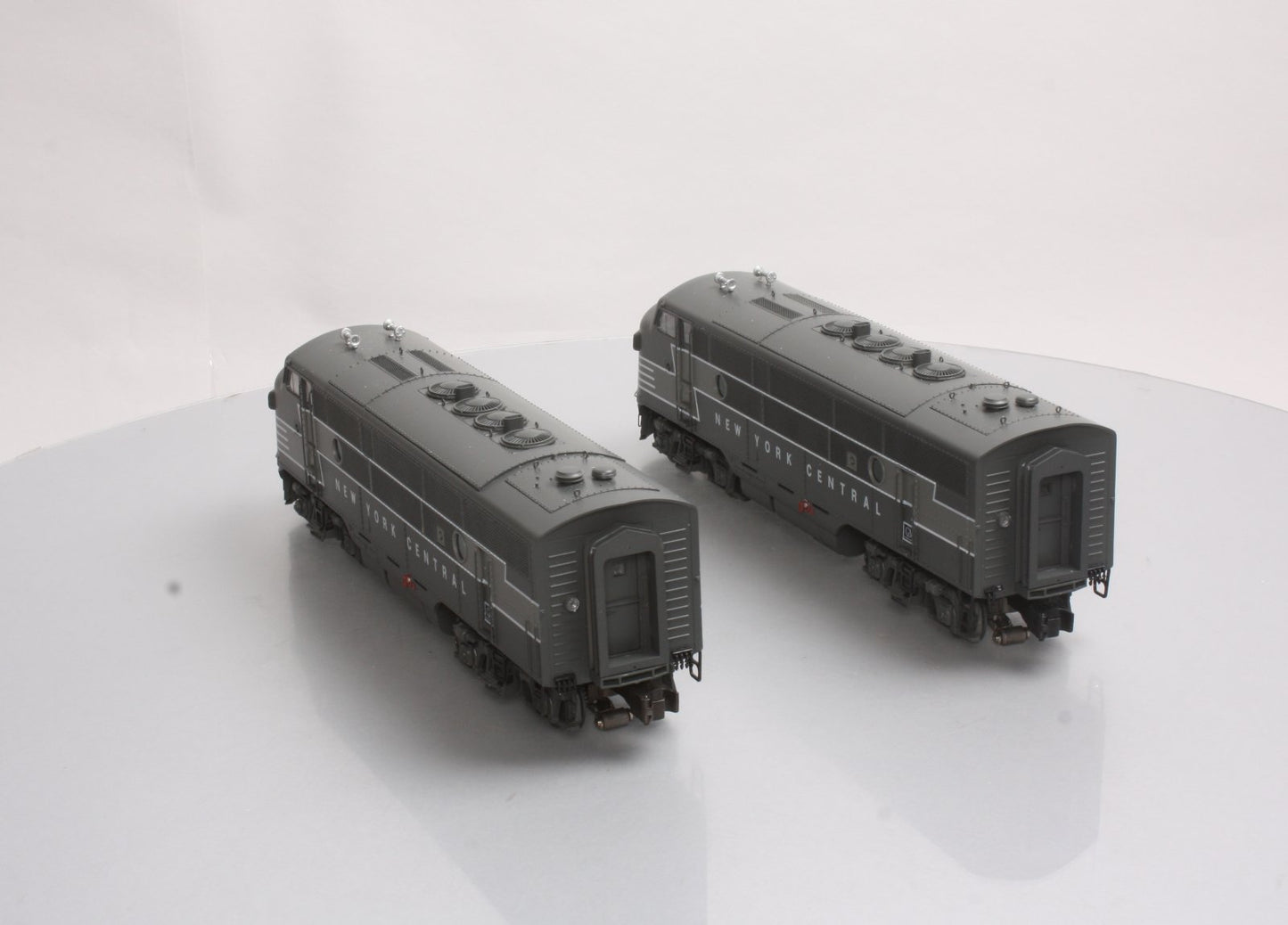 Lionel 6-34576 New York Central F3 A-A Diesel Locomotive Set #2334/2336