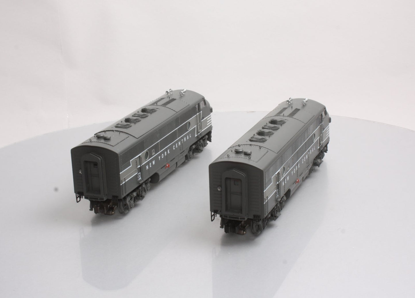 Lionel 6-34576 New York Central F3 A-A Diesel Locomotive Set #2334/2336