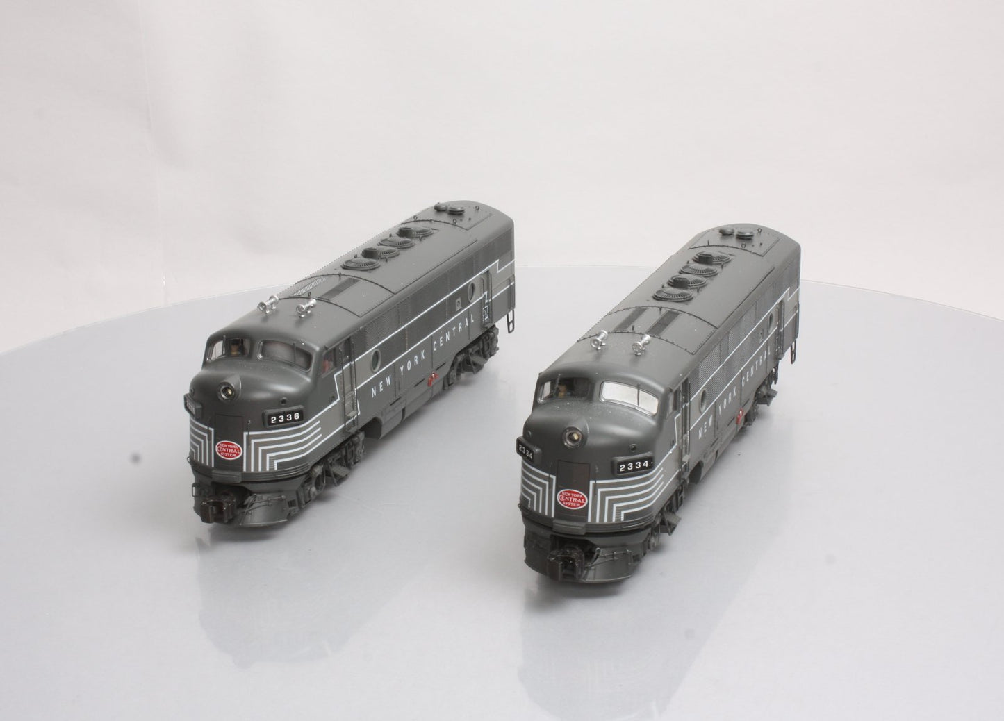 Lionel 6-34576 New York Central F3 A-A Diesel Locomotive Set #2334/2336