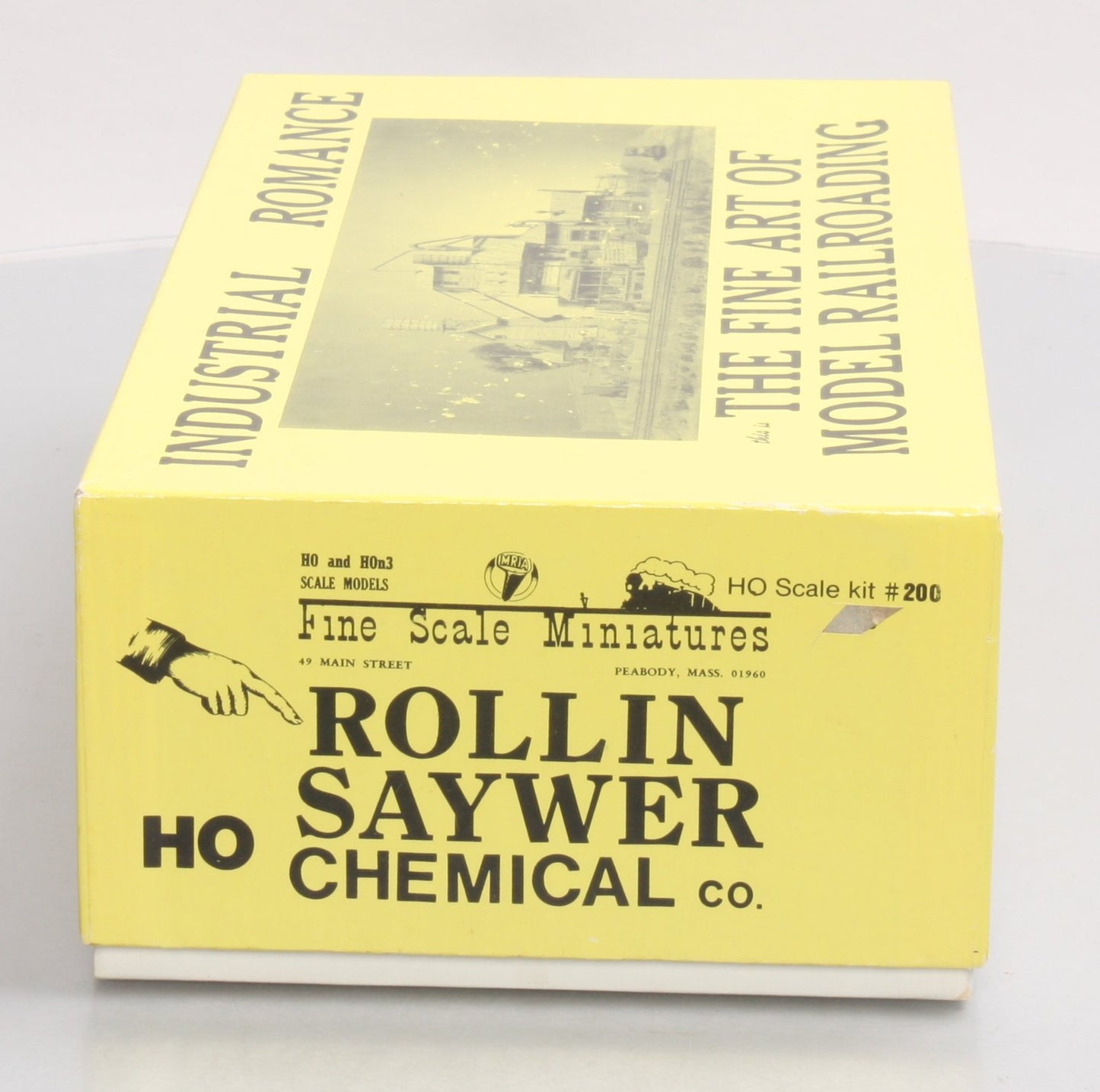 Fine Scale Miniatures 200 HO Scale Rollin Saywer Chemical Co. Craftsman Kit