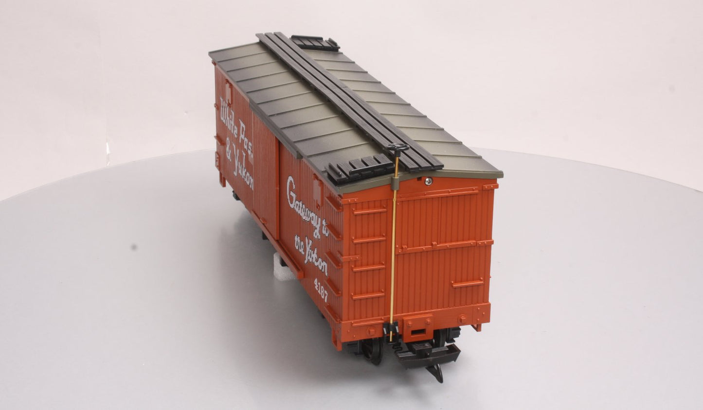 LGB 41675 G Scale White Pass "Gateway to the Yukon" Boxcar #742