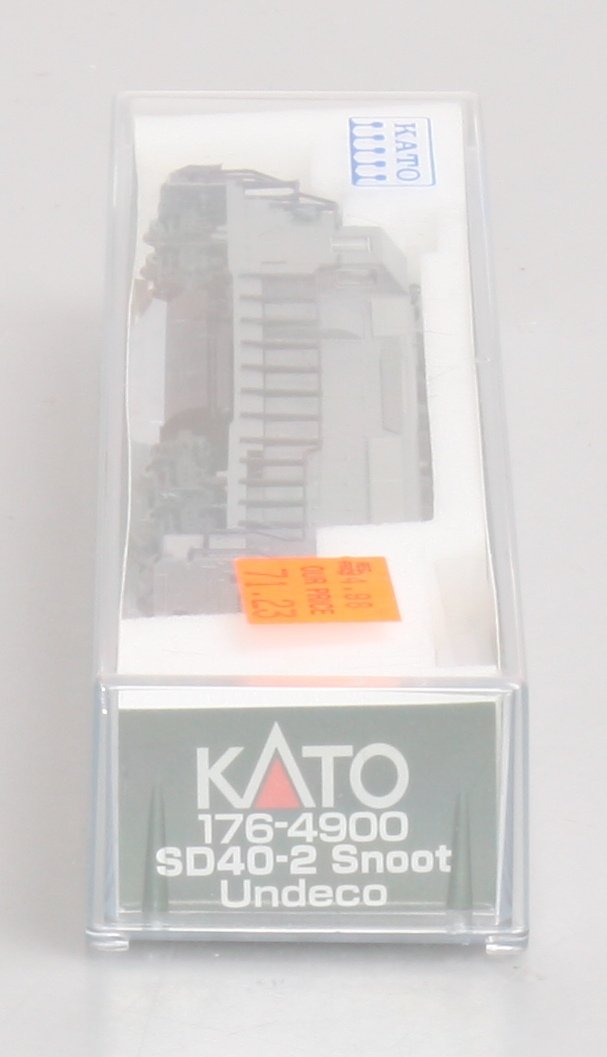 Kato 176-4900 N Scale Undecorated SD40-2 "Snoot Nose" Diesel Locomotive