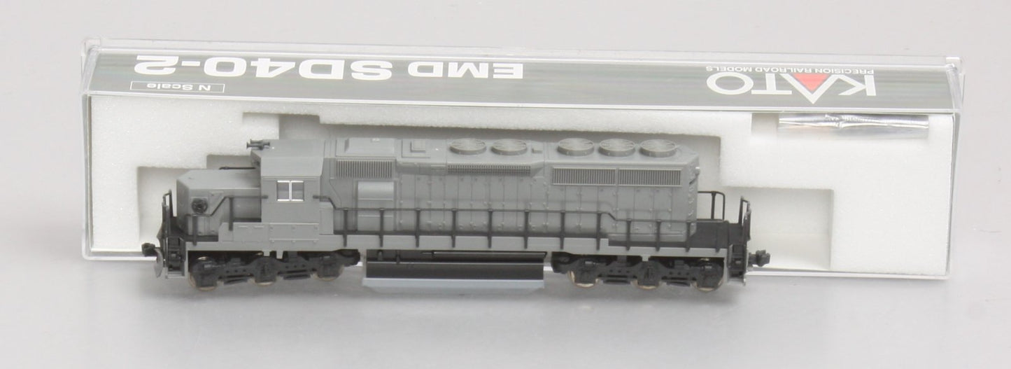 Kato 176-4900 N Scale Undecorated SD40-2 "Snoot Nose" Diesel Locomotive