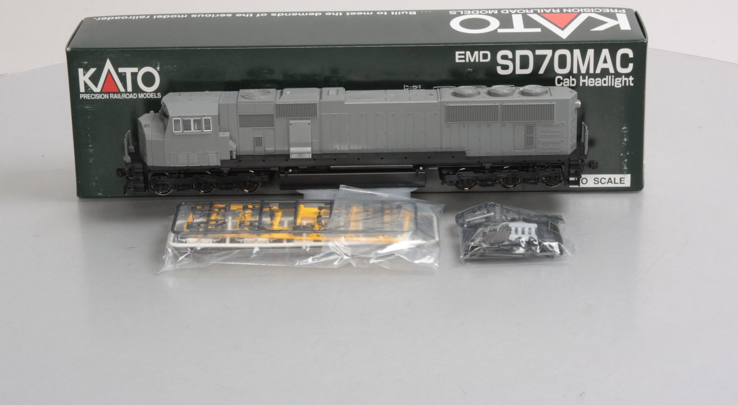 Kato 37-6400 Undecorated SD70MAC w/Cab Headlight