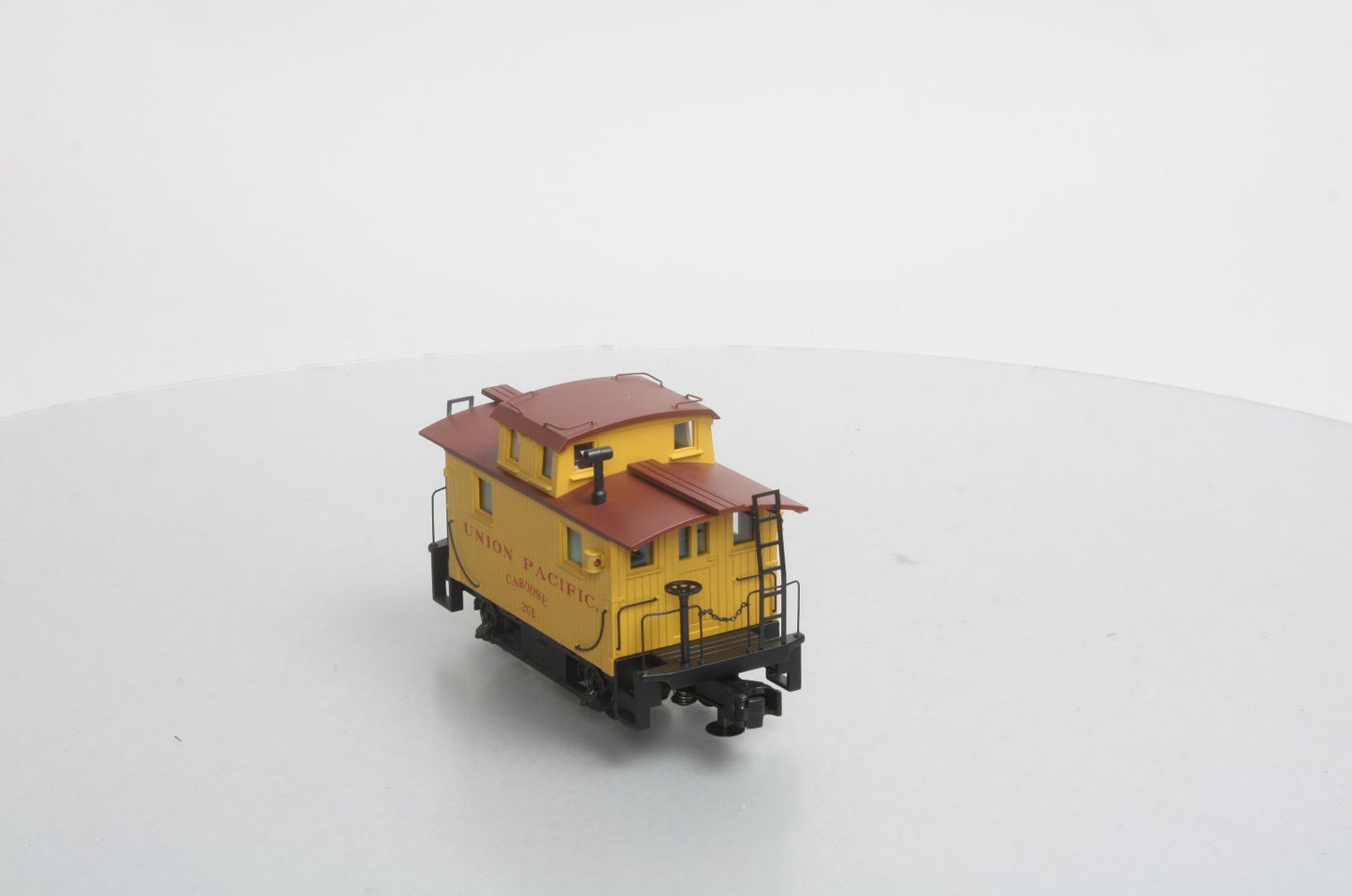 MTH 20-91271 O Gauge Union Pacific Bobber Caboose #201