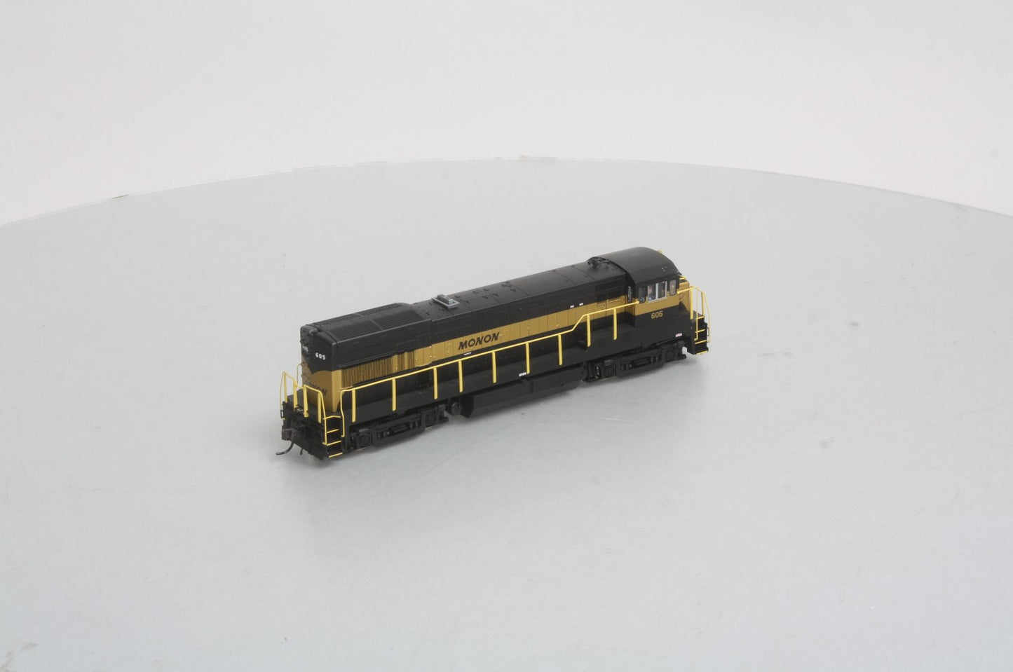 Atlas 10000824 HO Scale Monon U23B Powered Diesel Locomotive