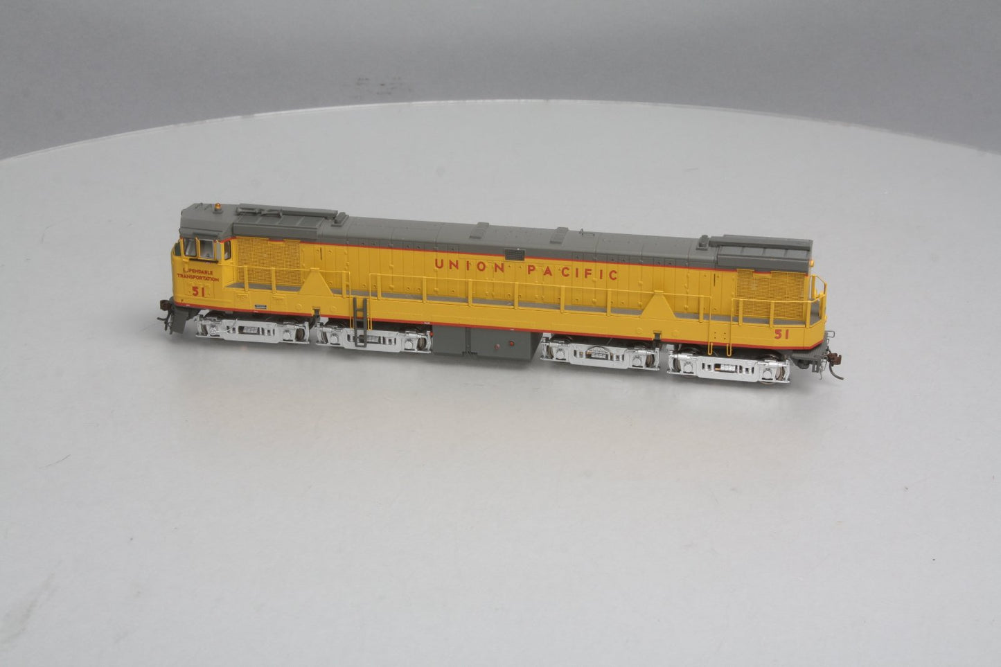 Athearn 88676 HO Scale Union Pacific U50 Diesel Locomotive #51