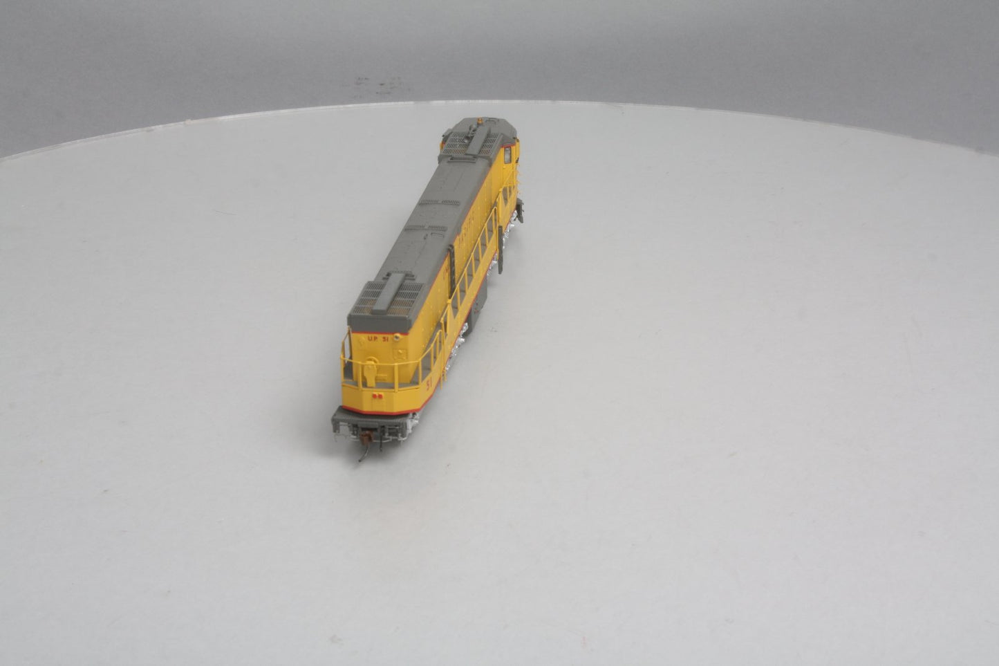 Athearn 88676 HO Scale Union Pacific U50 Diesel Locomotive #51