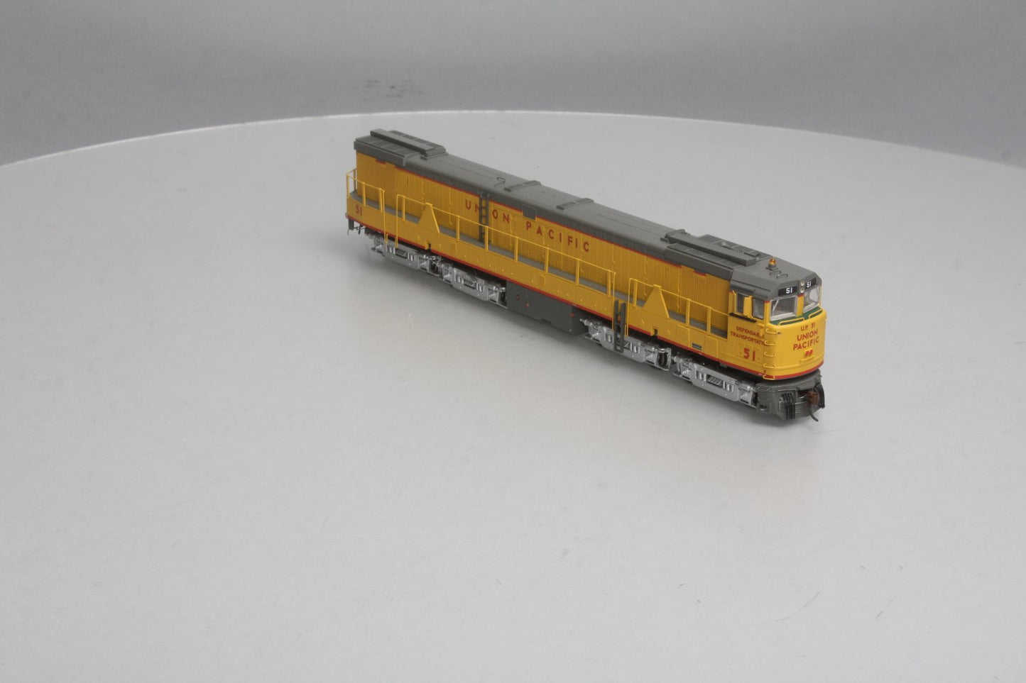 Athearn 88676 HO Scale Union Pacific U50 Diesel Locomotive #51