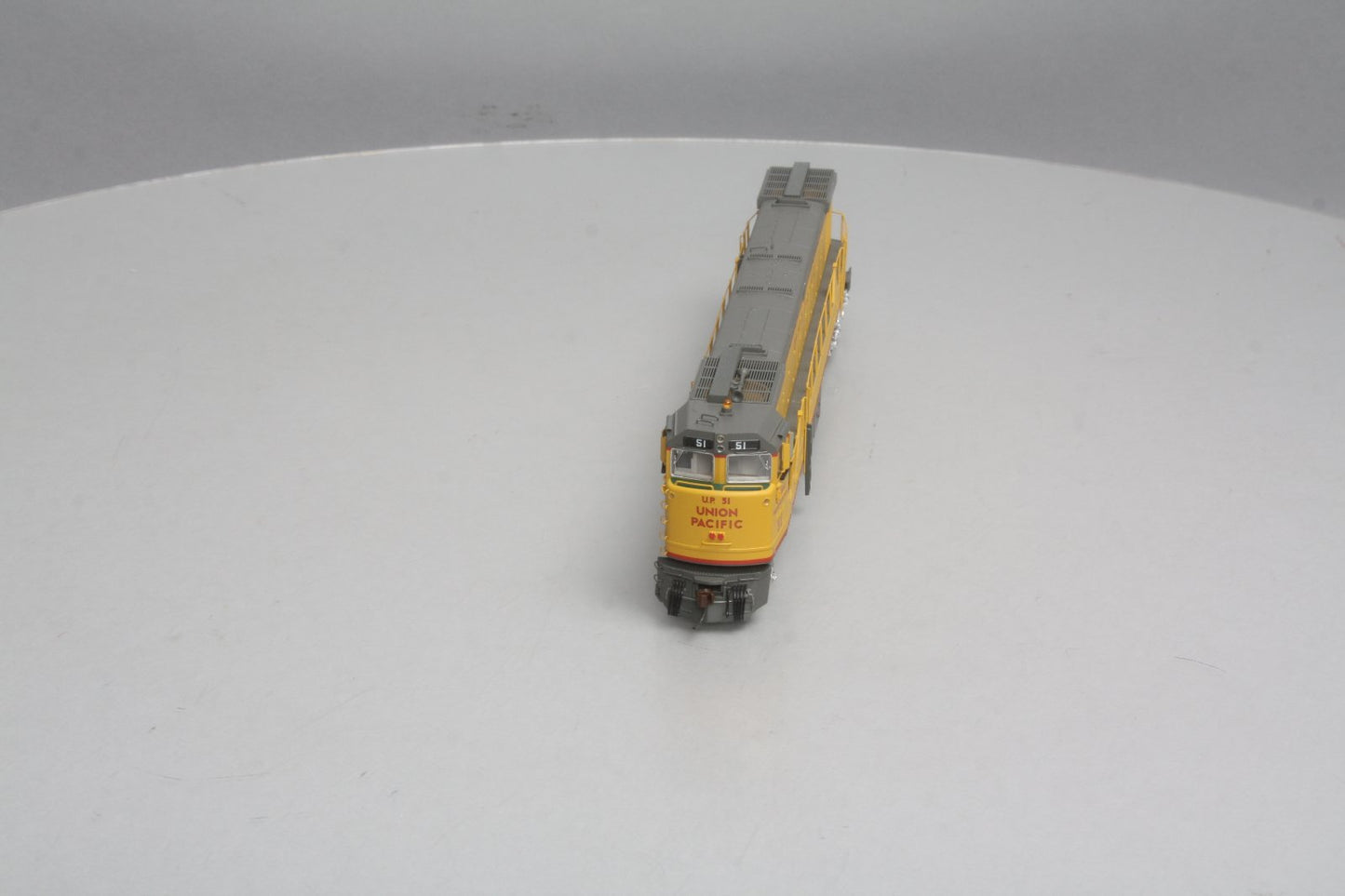 Athearn 88676 HO Scale Union Pacific U50 Diesel Locomotive #51