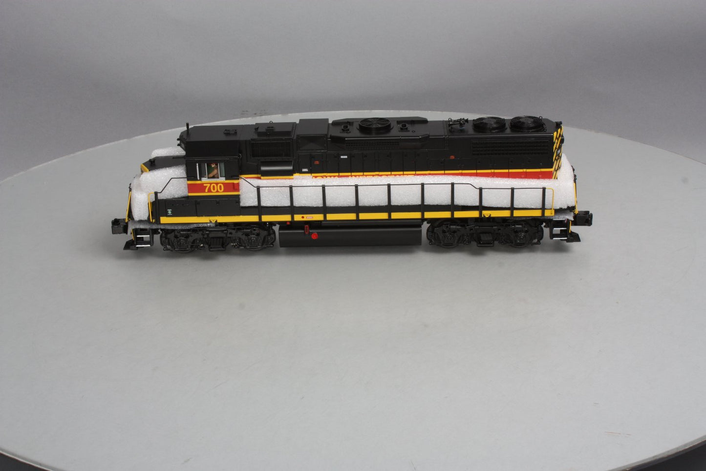 MTH 20-20225-1 Iowa Interstate GP38-2 Diesel Engine w/PS 3.0 #700 (Hi-Rail)