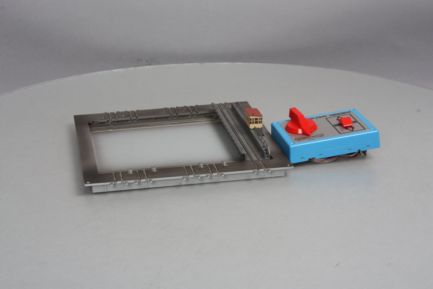 Marklin 8994 Z Scale Transfer Table