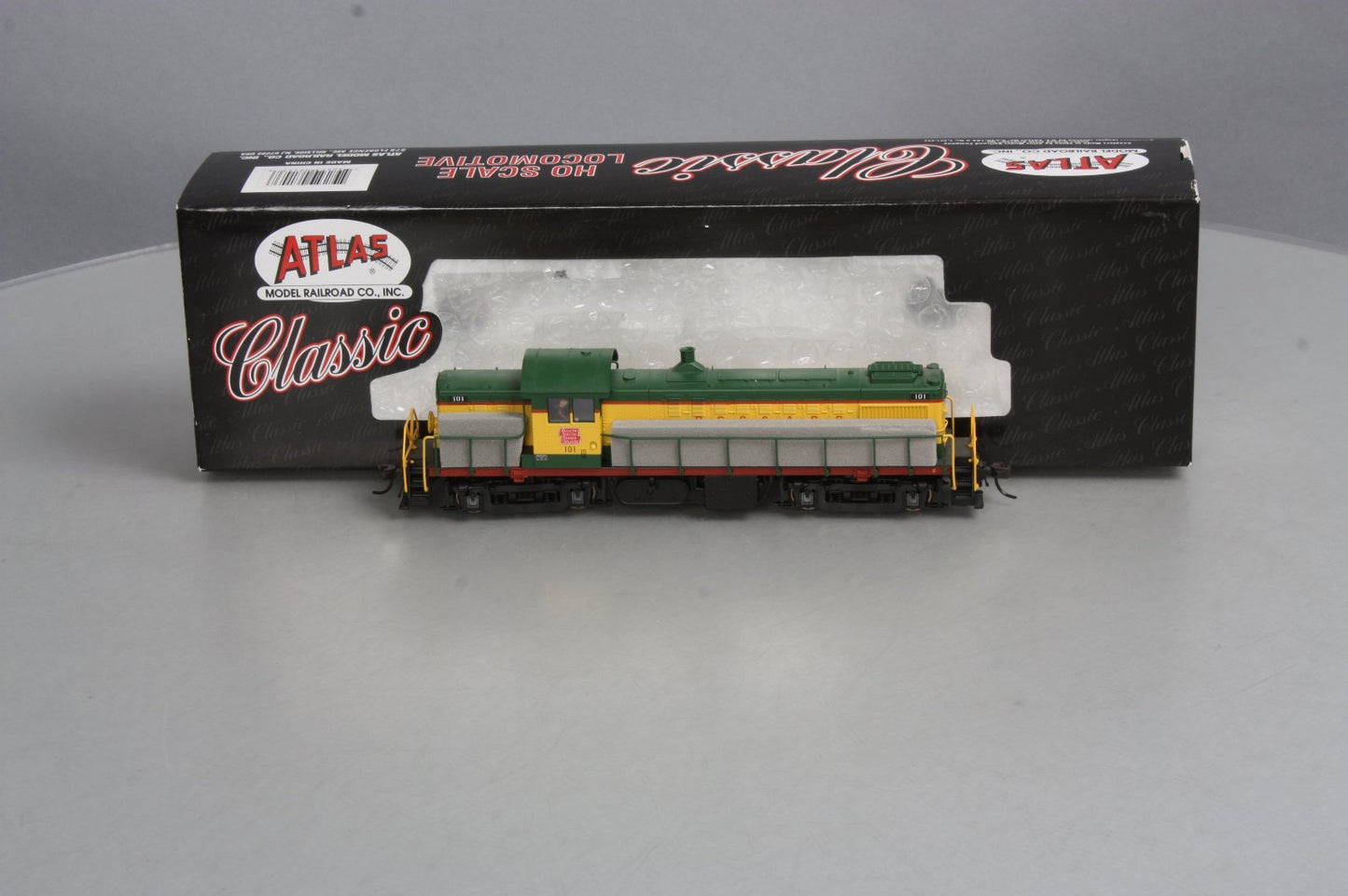 Atlas 7143 HO Duluth South Shore & Atlantic RS-1 Locomotive Road # 101